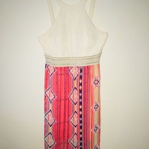 Beautiful long dress!